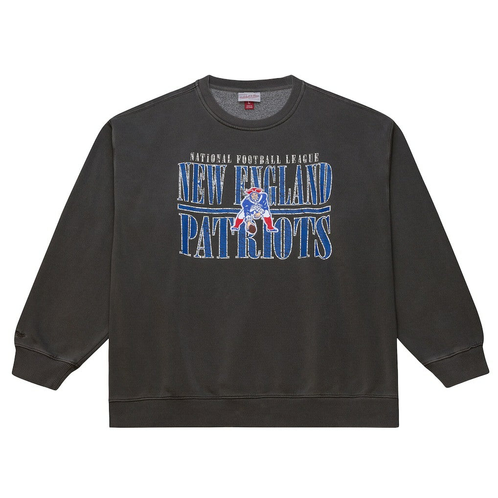New England Patriots Downtown Crew Vintage Logo Sweatshirt Black | Mitchell & Ness