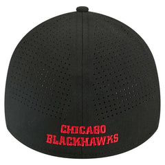 Chicago Blackhawks New Era 39THIRTY A-Frame Perforated Flex Hat - Black - NHL
