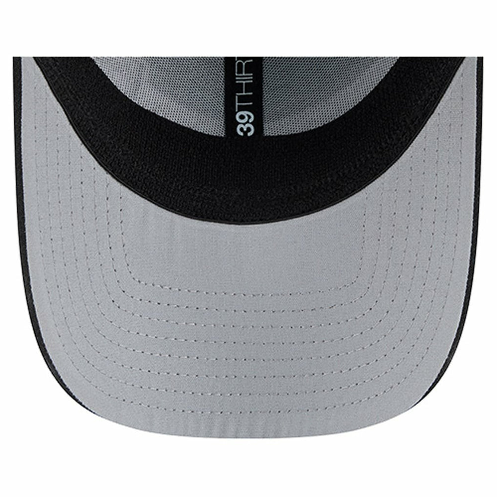 Las Vegas Raiders New Era Stripes 39THIRTY Flex Hat Black | NFL