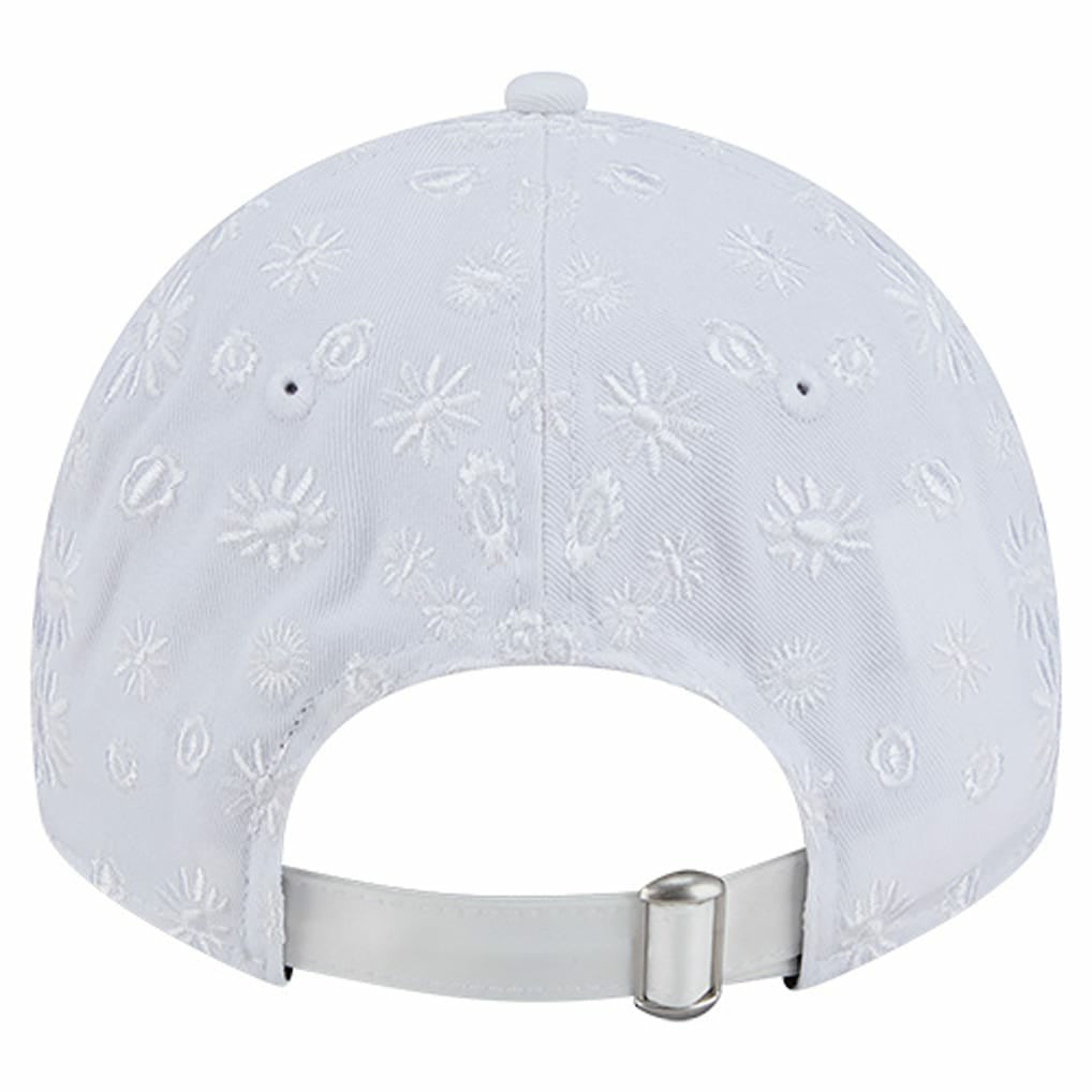 Los Angeles Chargers New Era Women's Floral 9TWENTY Adjustable Hat White | NFL