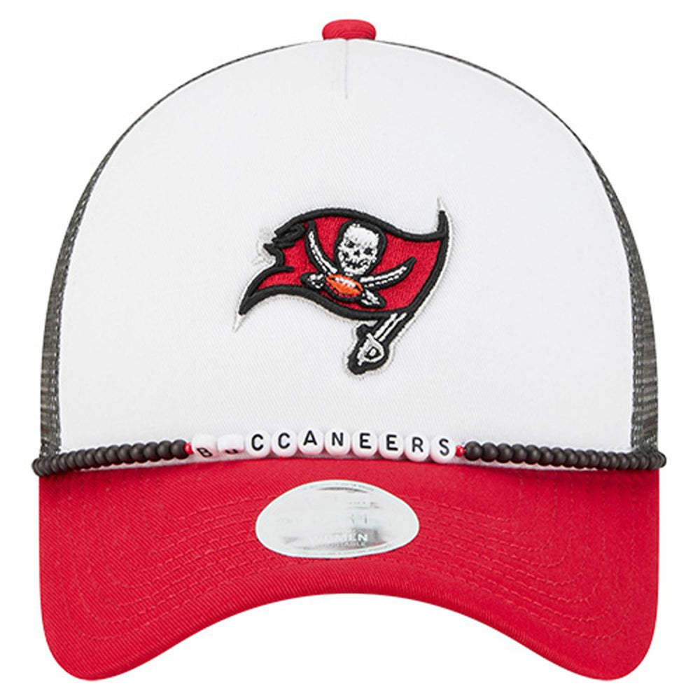 Tampa Bay Buccaneers New Era Women's Friendship Bracelet 9FORTY Adjustable Hat White/Red | NFL