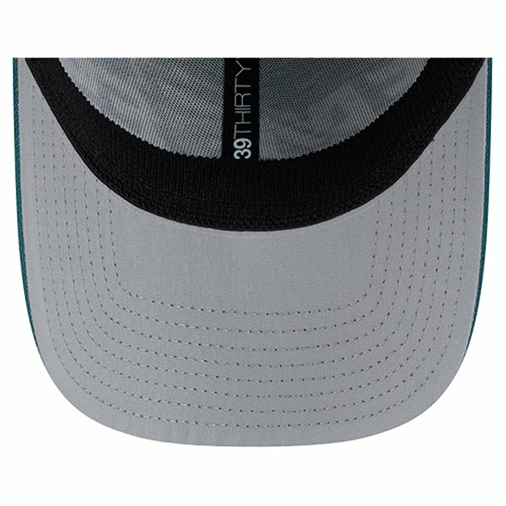 Philadelphia Eagles New Era Overlap Logo 39THIRTY Stretch Fit Hat Midnight Green | NFL