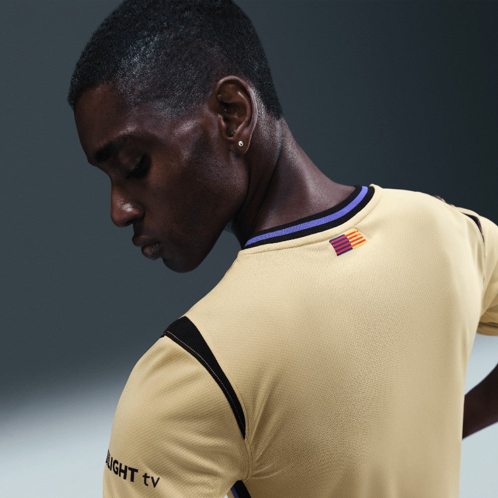 Barcelona 2025/26 Away Stadium Replica Jersey Gold | Nike Online