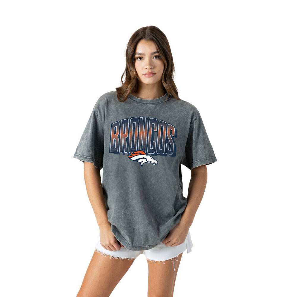 Denver Broncos Gameday Couture Women's Peak Performance Oversized Snow Wash T-Shirt Gray | NFL