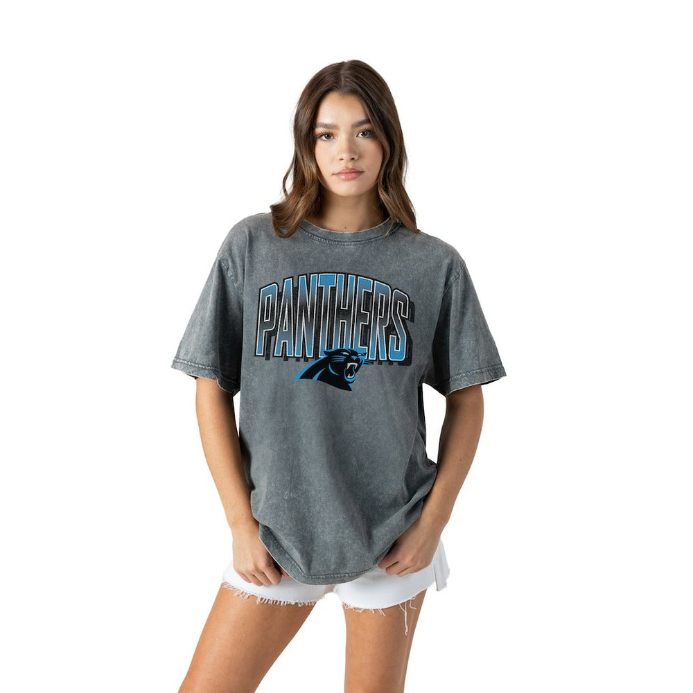 Carolina Panthers Gameday Couture Women's Peak Performance Oversized Snow Wash T-Shirt Gray | NFL