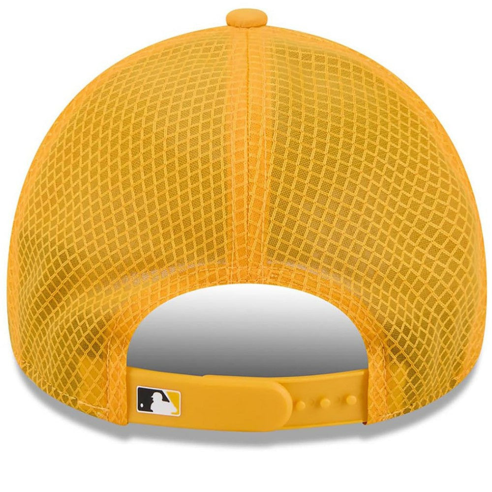 Pittsburgh Pirates New Era 2026 Batting Practice Apex 9FORTY Adjustable Trucker Hat - MLB