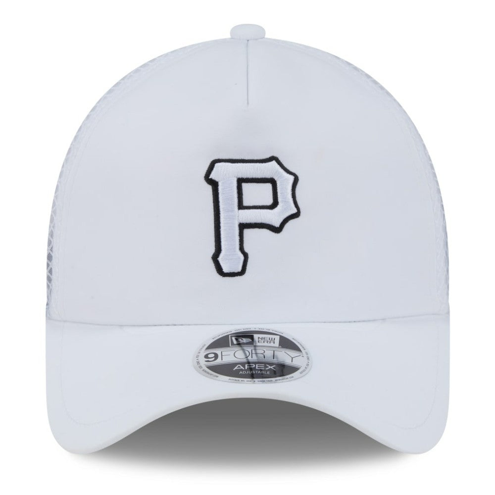 Pittsburgh Pirates New Era 2026 Batting Practice Apex 9FORTY Adjustable Trucker Hat - MLB