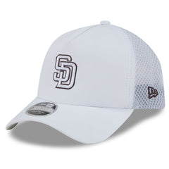 San Diego Padres New Era 2026 Batting Practice Apex 9FORTY Adjustable Trucker Hat - MLB