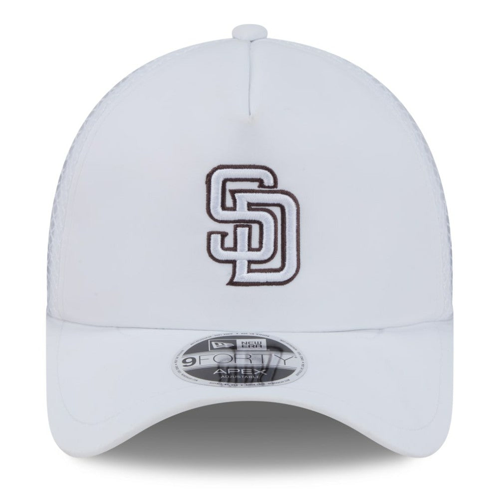 San Diego Padres New Era 2026 Batting Practice Apex 9FORTY Adjustable Trucker Hat - MLB