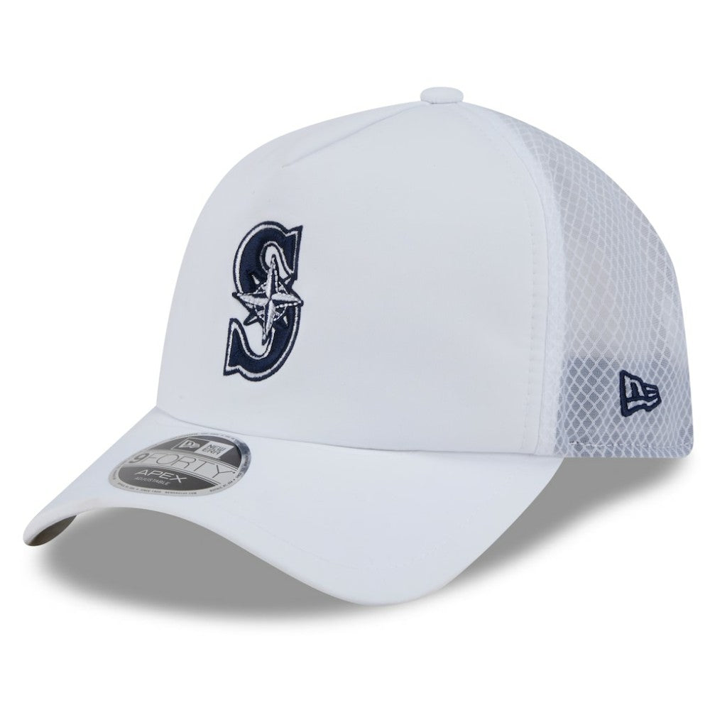 Seattle Mariners New Era 2026 Batting Practice Apex 9FORTY Adjustable Trucker Hat - MLB