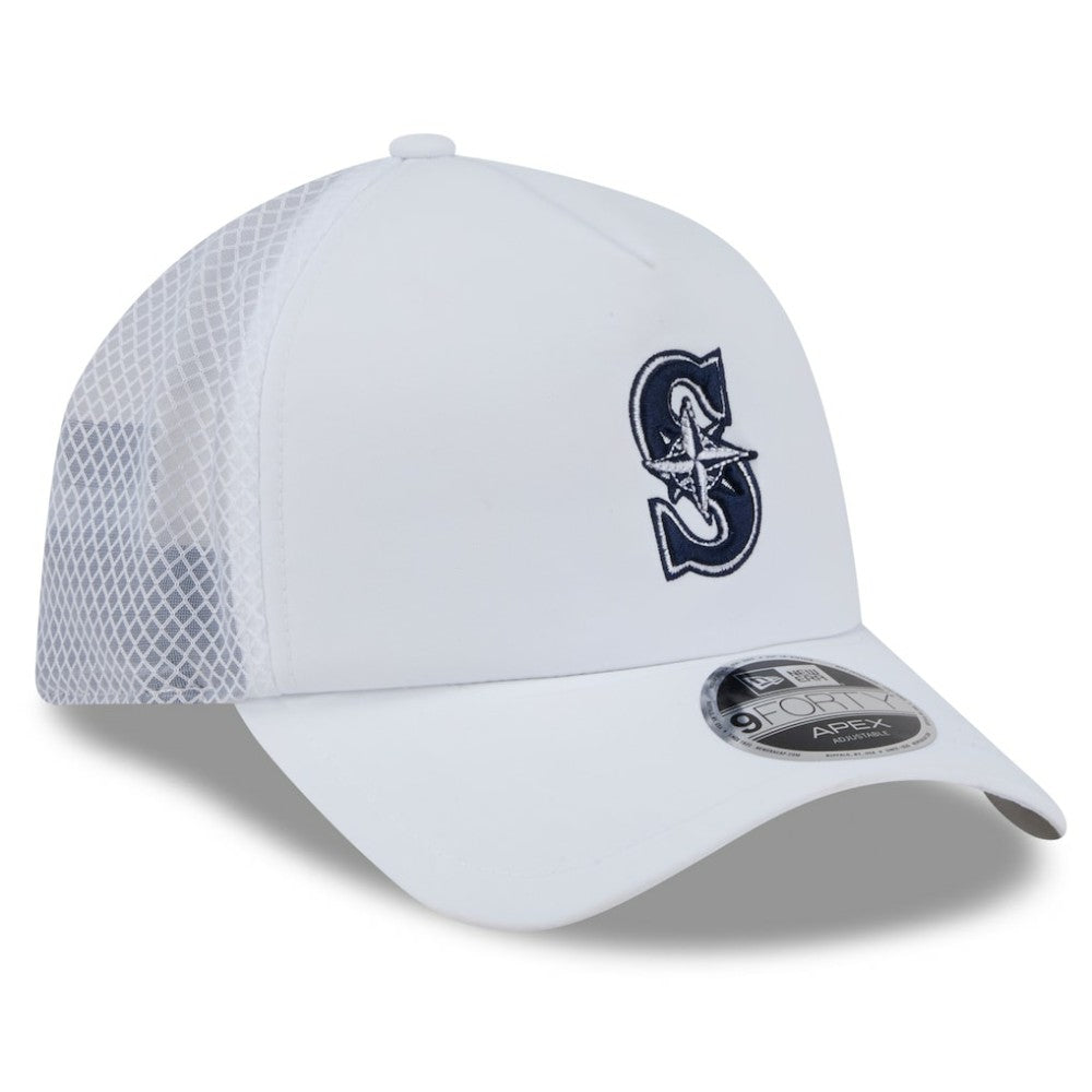 Seattle Mariners New Era 2026 Batting Practice Apex 9FORTY Adjustable Trucker Hat - MLB