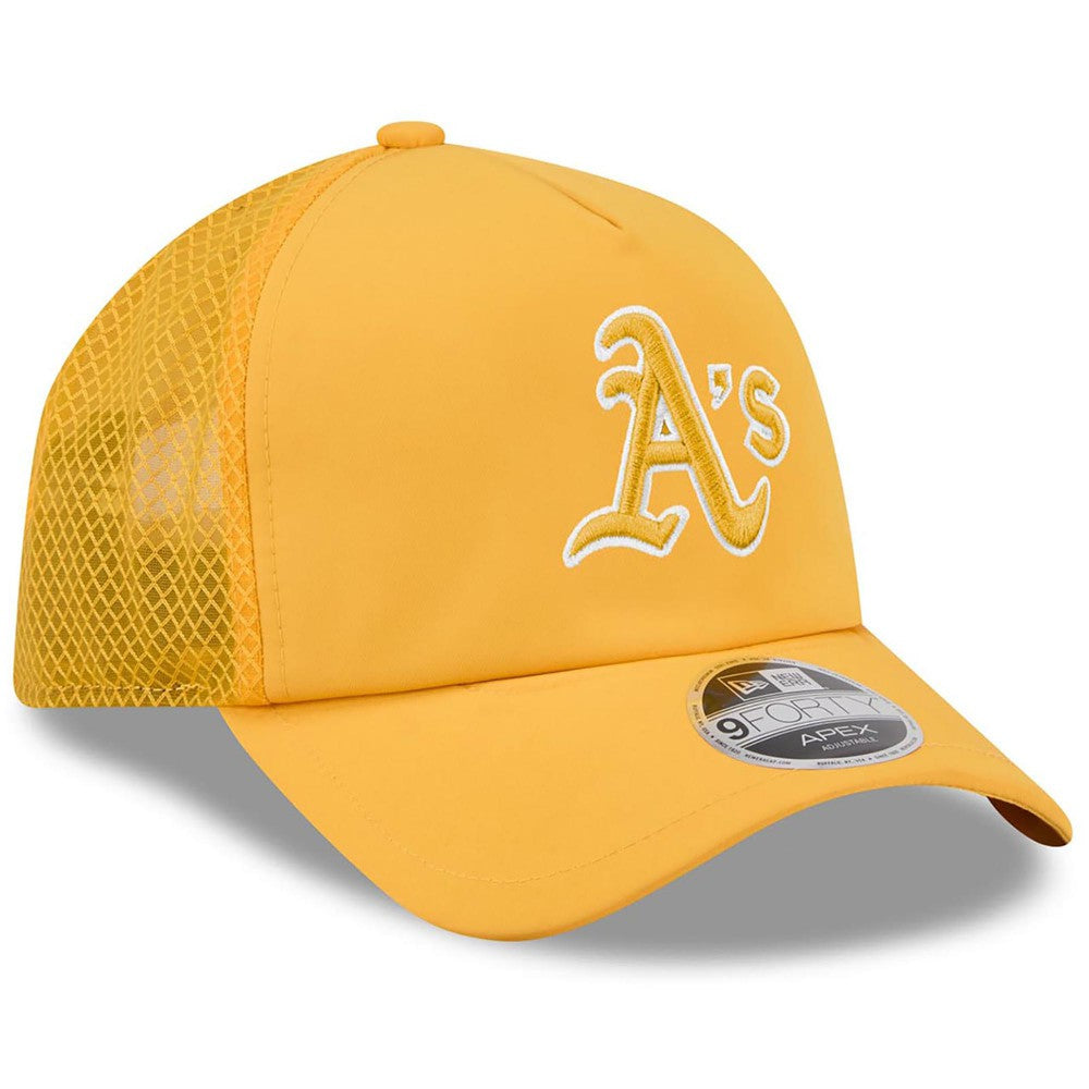 Athletics New Era 2026 Batting Practice Apex 9FORTY Adjustable Trucker Hat - MLB