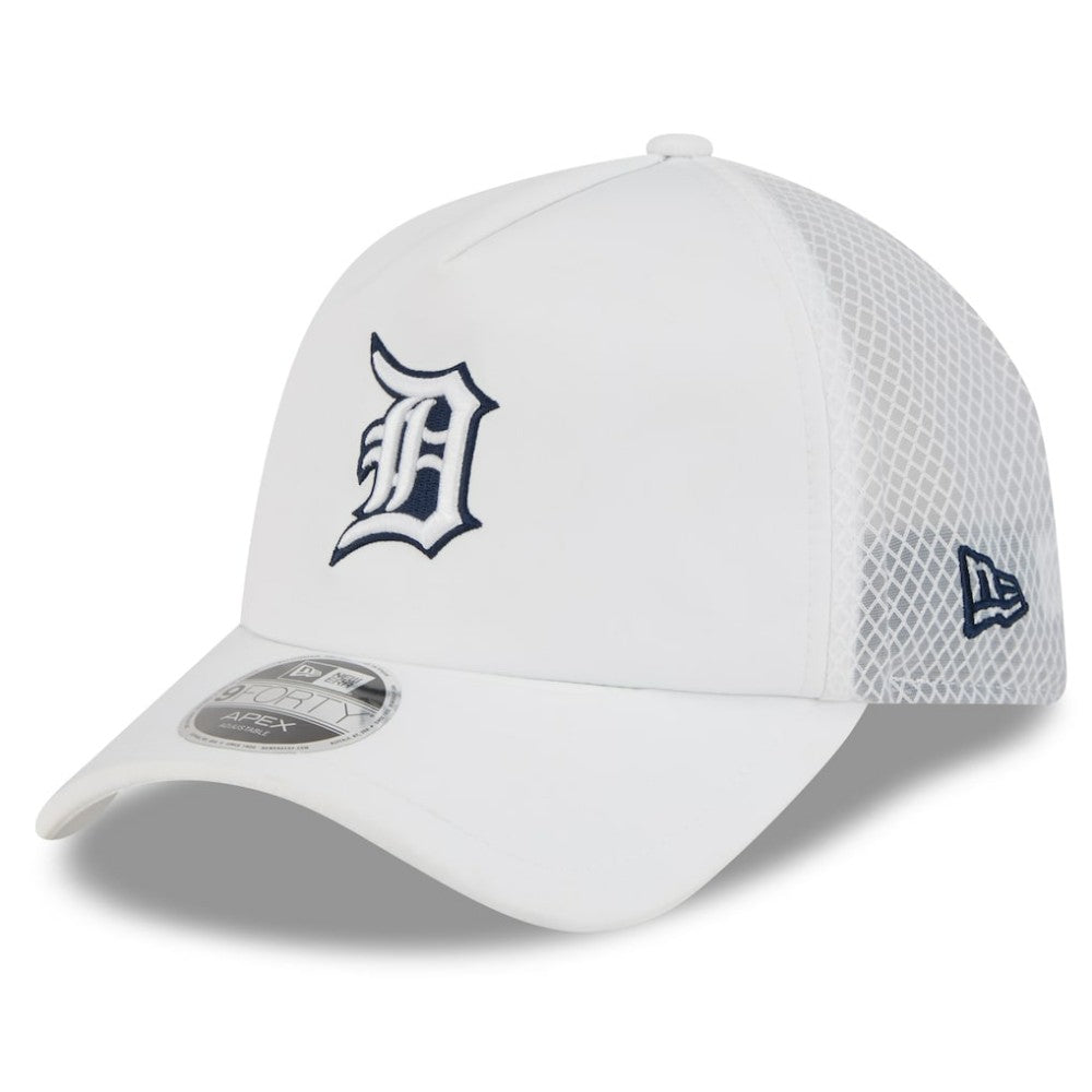 Detroit Tigers New Era 2026 Batting Practice Apex 9FORTY Adjustable Trucker Hat - MLB