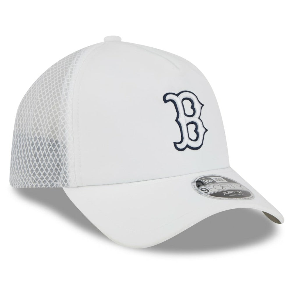 Boston Red Sox New Era 2026 Batting Practice Apex 9FORTY Adjustable Trucker Hat - MLB
