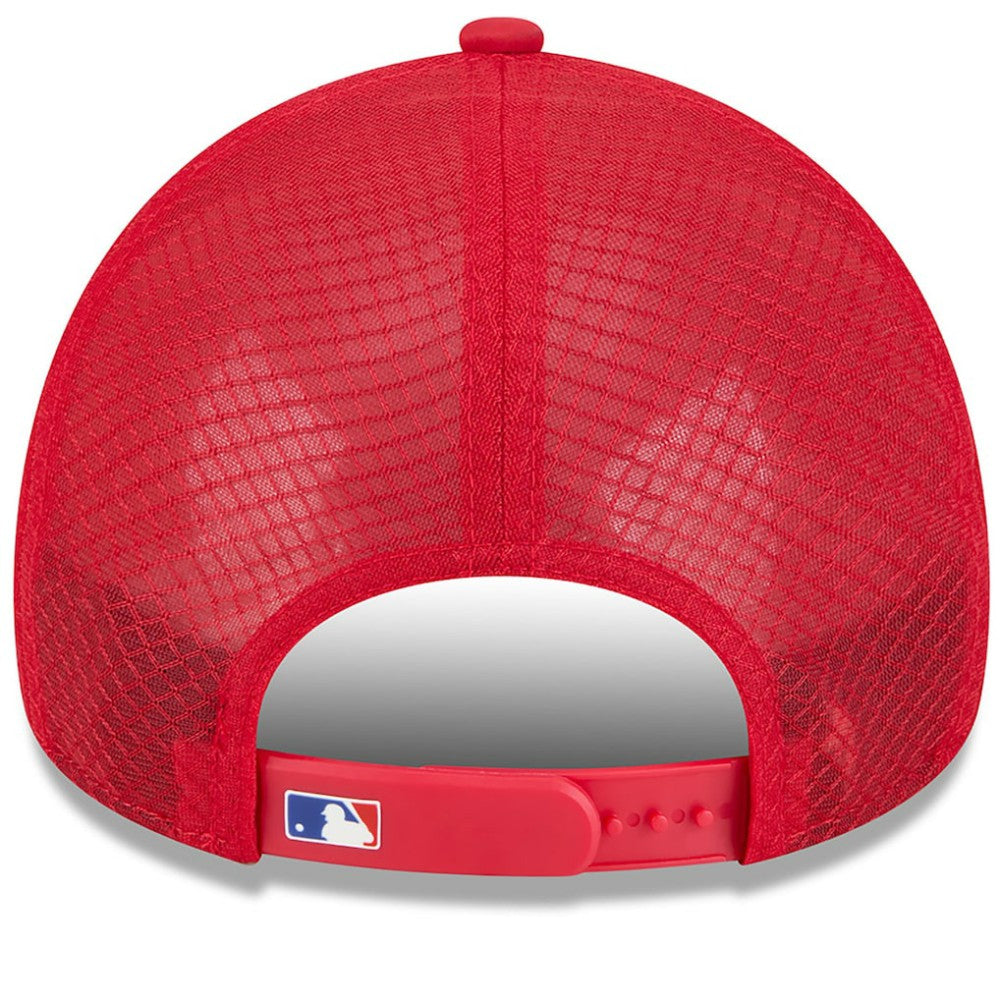 Chicago Cubs New Era 2026 Batting Practice Apex 9FORTY Adjustable Trucker Hat - MLB