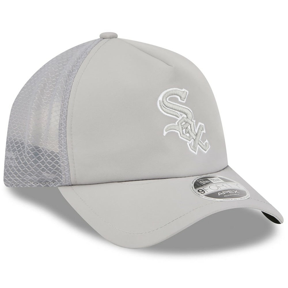 Chicago White Sox New Era 2026 Batting Practice Apex 9FORTY Adjustable Trucker Hat - MLB