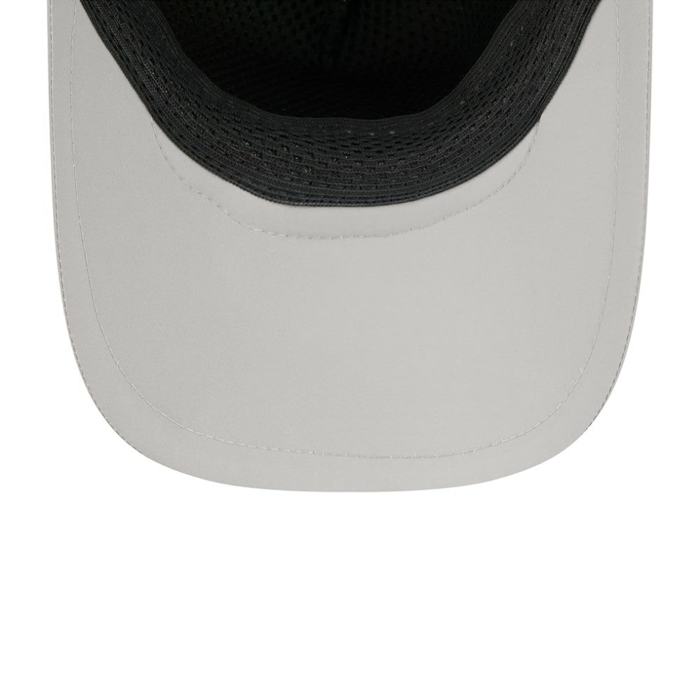 Chicago White Sox New Era 2026 Batting Practice Apex 9FORTY Adjustable Trucker Hat - MLB