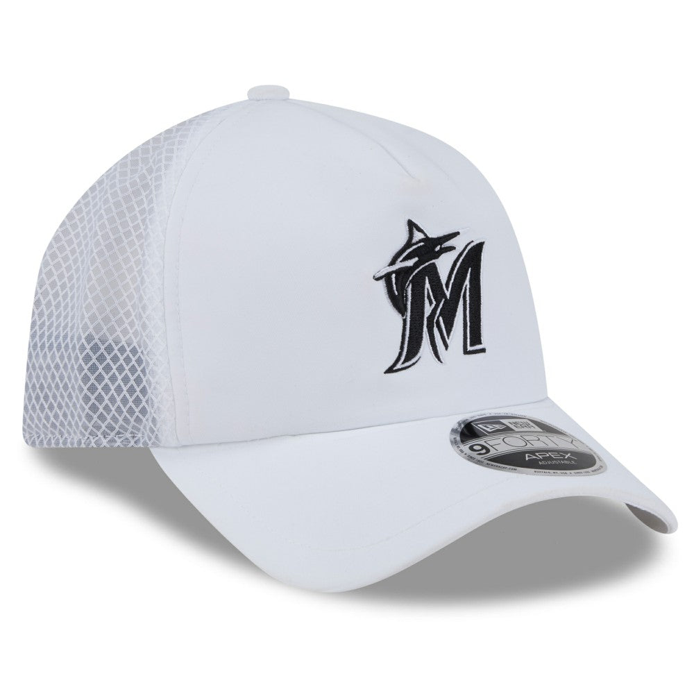 Miami Marlins New Era 2026 Batting Practice Apex 9FORTY Adjustable Trucker Hat - MLB