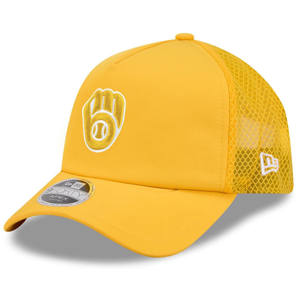 Milwaukee Brewers New Era 2026 Batting Practice Apex 9FORTY Adjustable Trucker Hat - MLB