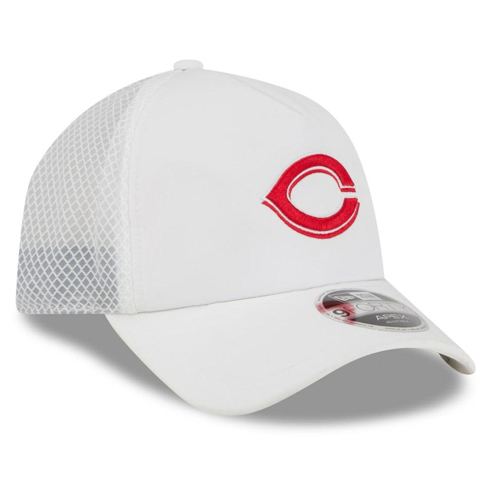 Cincinnati Reds New Era 2026 Batting Practice Apex 9FORTY Adjustable Trucker Hat - MLB