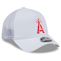 Los Angeles Angels New Era 2026 Batting Practice Apex 9FORTY Adjustable Trucker Hat - MLB