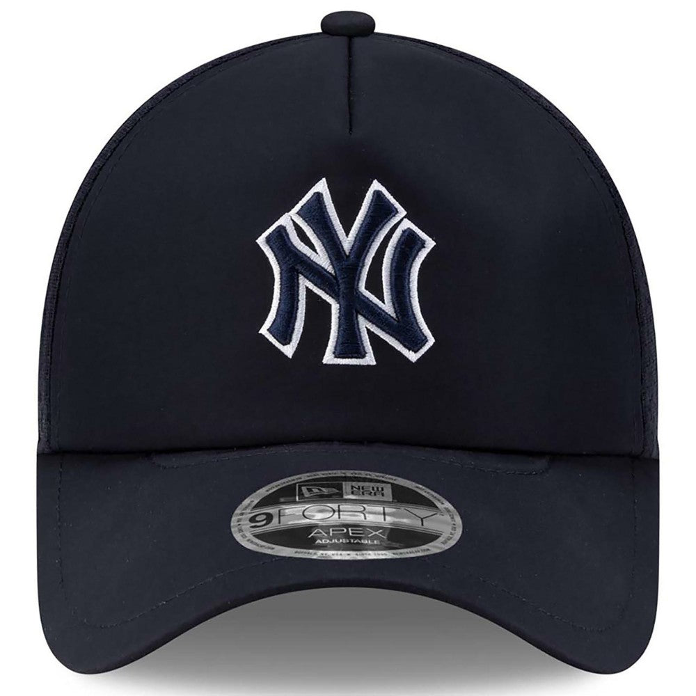 New York Yankees New Era 2026 Batting Practice Apex 9FORTY Adjustable Trucker Hat - MLB