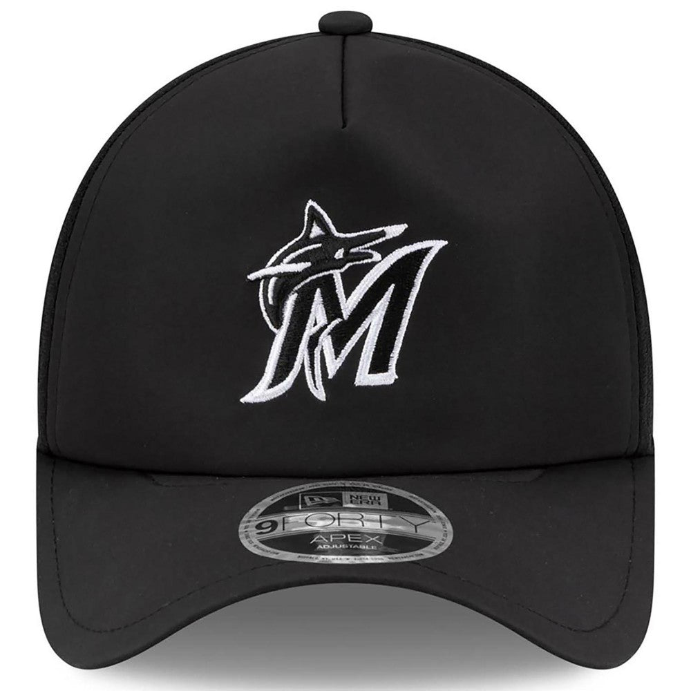 Miami Marlins New Era 2026 Batting Practice Apex 9FORTY Adjustable Trucker Hat - MLB