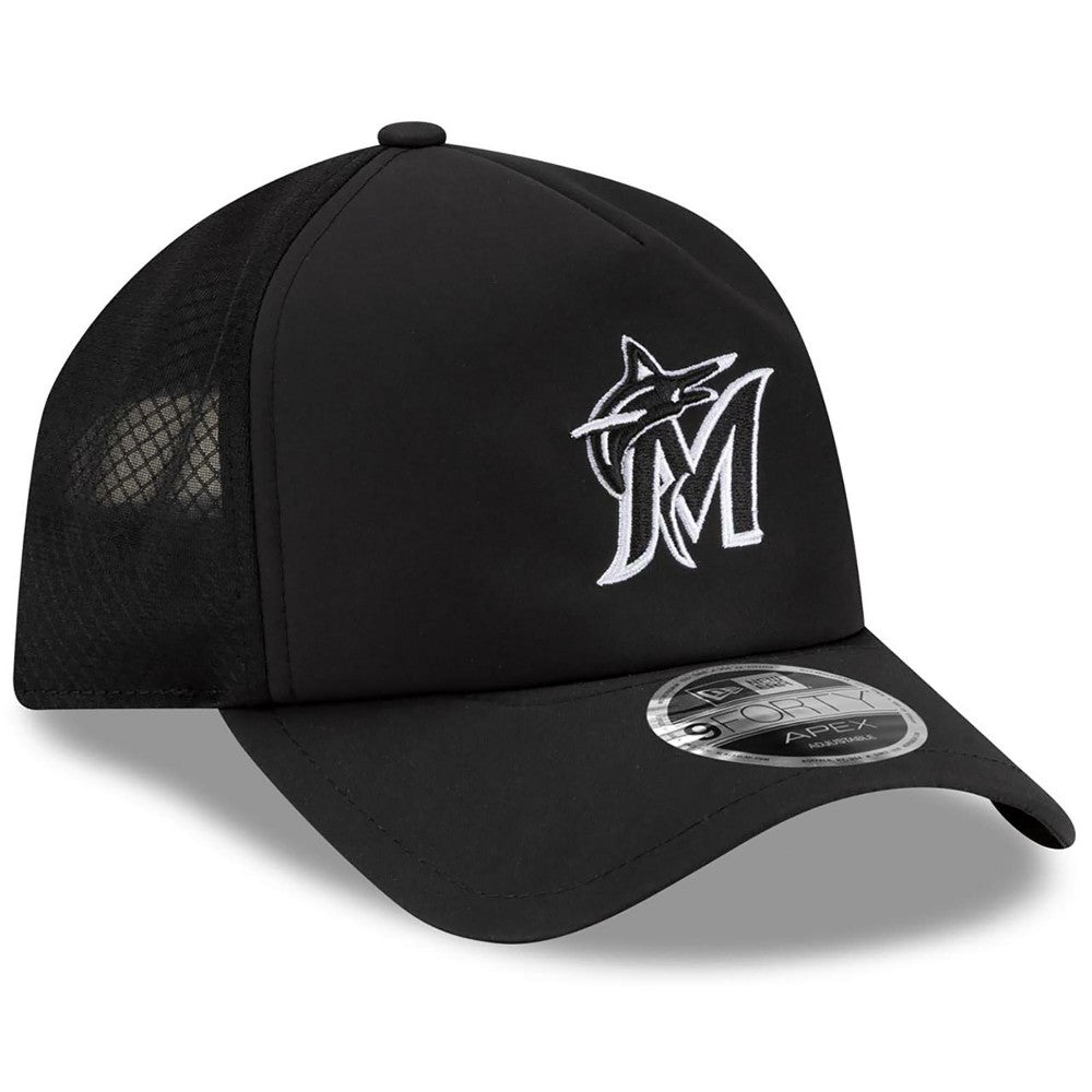 Miami Marlins New Era 2026 Batting Practice Apex 9FORTY Adjustable Trucker Hat - MLB