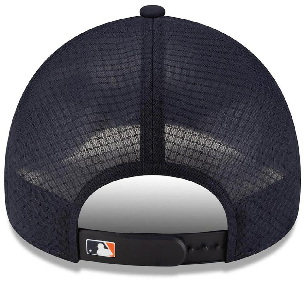 Detroit Tigers New Era 2026 Batting Practice Apex 9FORTY Adjustable Trucker Hat - MLB