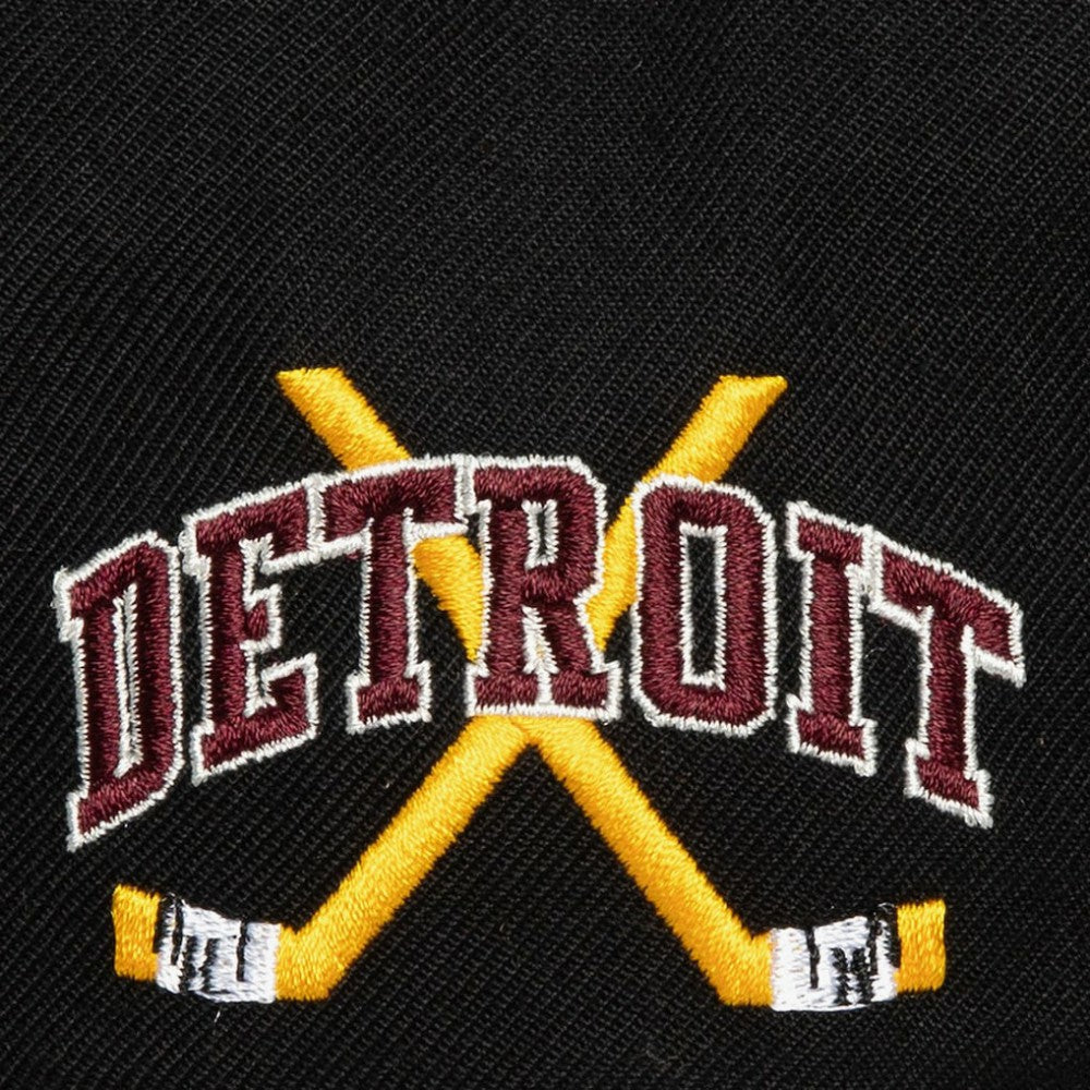Detroit Red Wings Mitchell & Ness x Just Don Wave Script Pro Strapback Hat - Black/Maroon - NHL