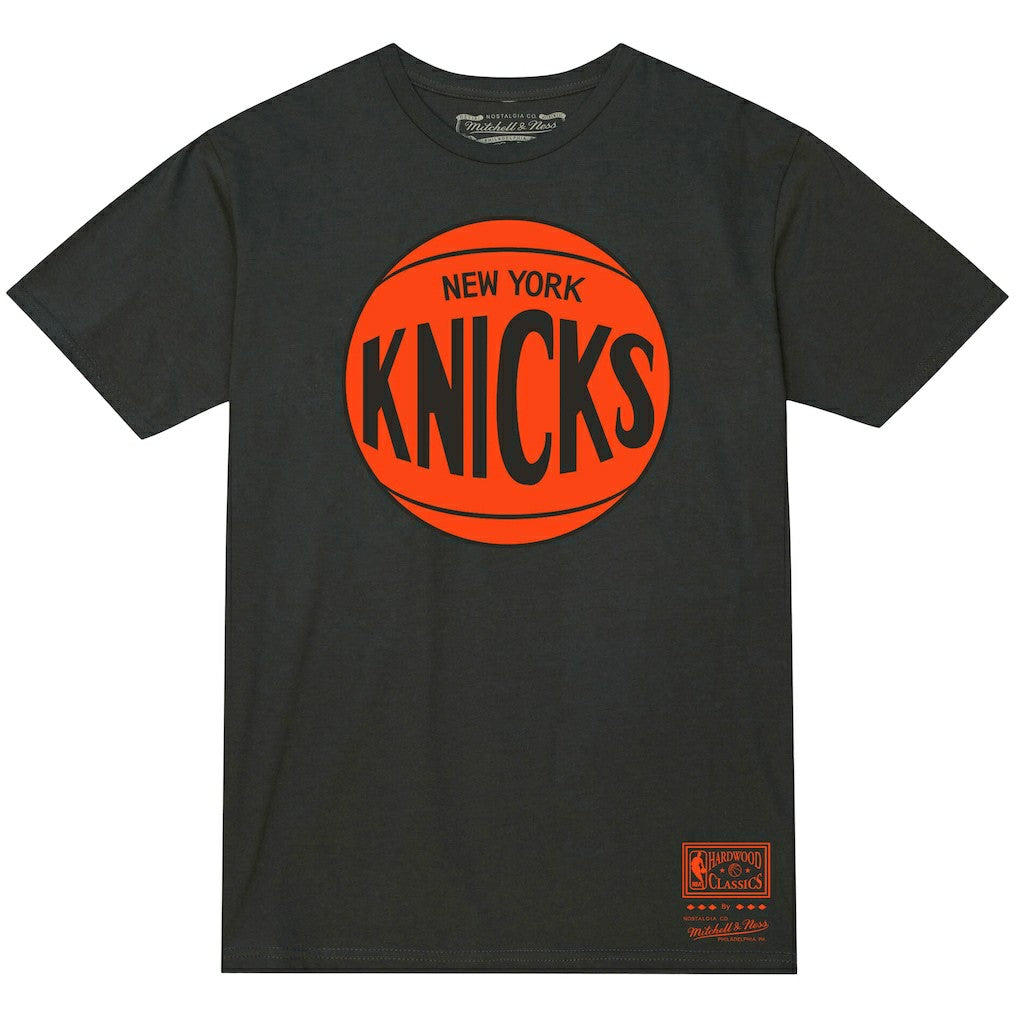 New York Knicks Unisex Hardwood Classics MVP Logo T-Shirt Heather Charcoal - NBA