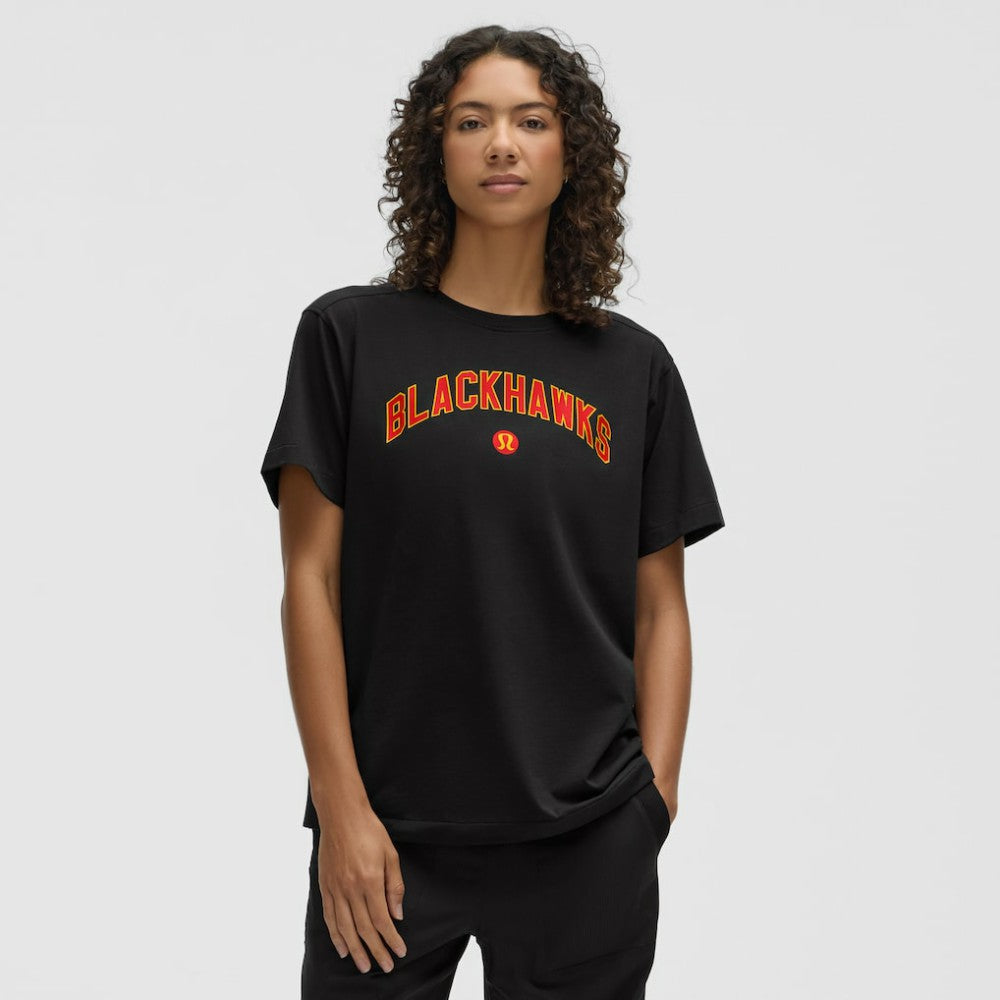 Chicago Blackhawks lululemon Women's All Yours Organic Cotton T-Shirt - Black - NHL