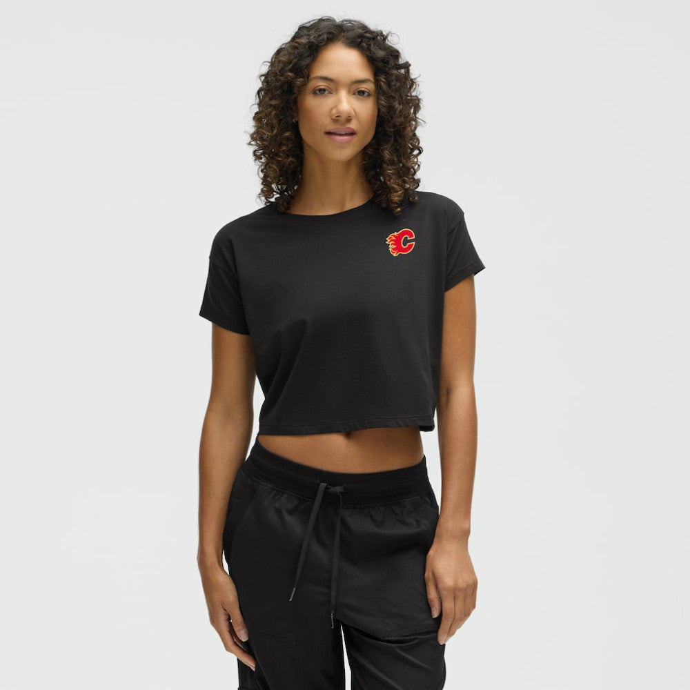 Calgary Flames lululemon Women's Cates T-Shirt - Black - NHL