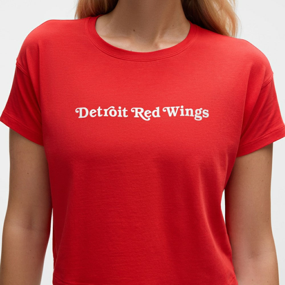 Detroit Red Wings lululemon Women's Cates T-Shirt - True Red - NHL