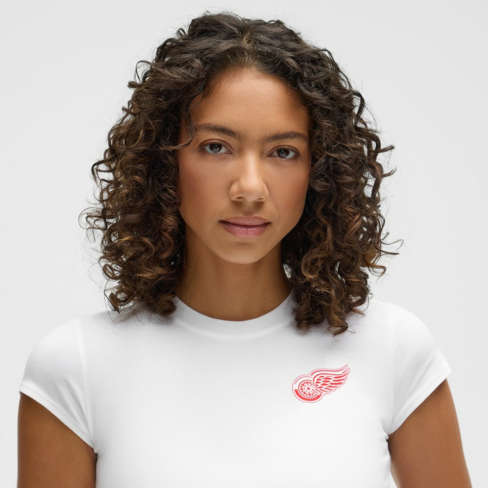 Detroit Red Wings lululemon Women's Baby T-Shirt - White - NHL