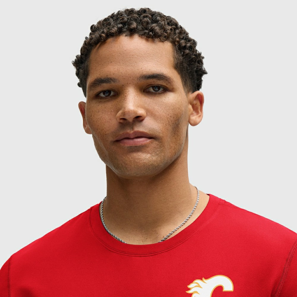 Calgary Flames lululemon Soft Jersey T-Shirt - True Red - NHL