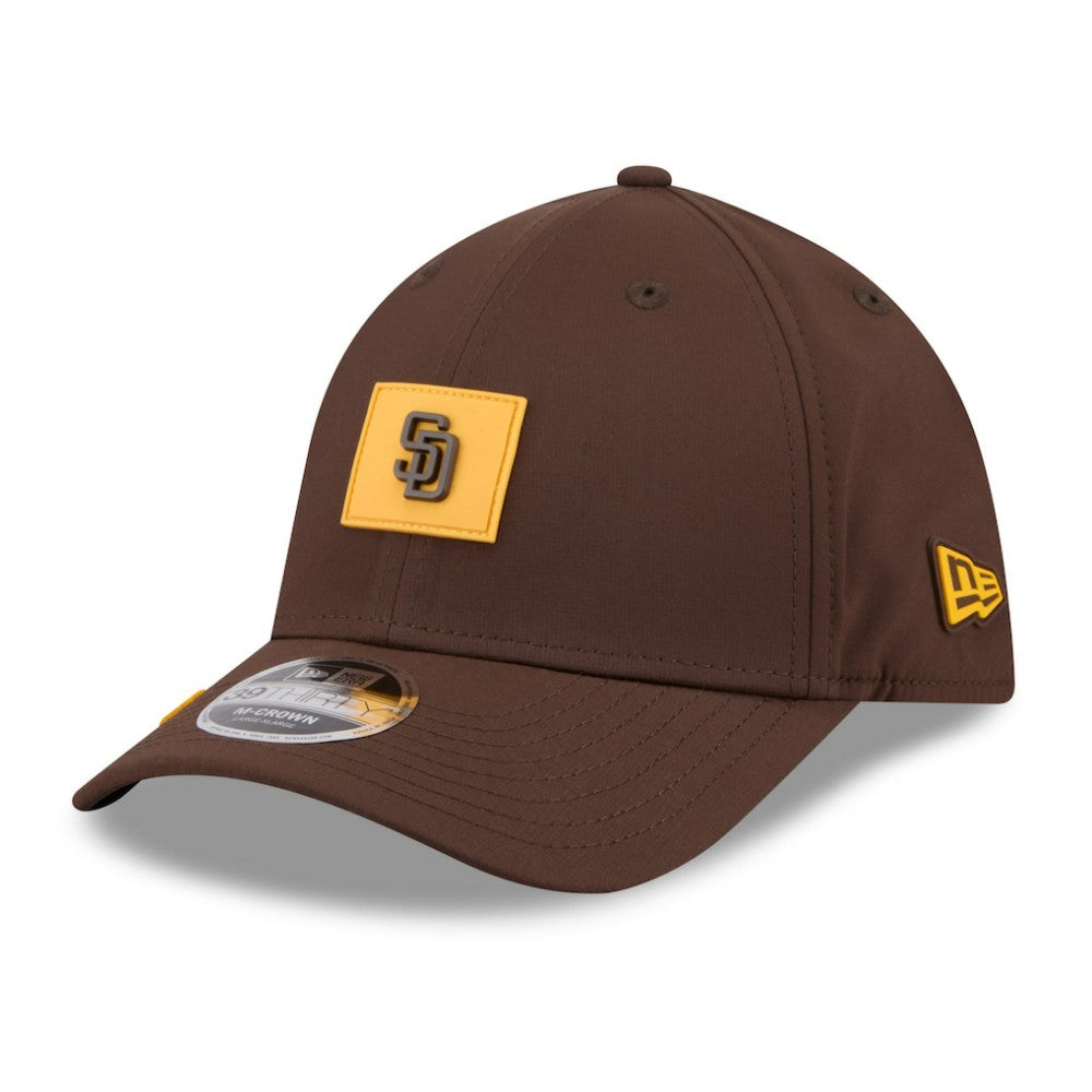 San Diego Padres New Era 2026 Clubhouse M-Crown 39THIRTY Flex Hat - MLB