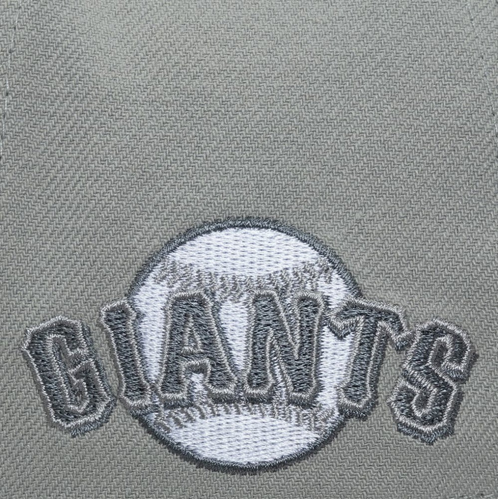 San Francisco Giants Mitchell & Ness Thunderstorm Head Coach Pro-Crown Adjustable Hat - MLB