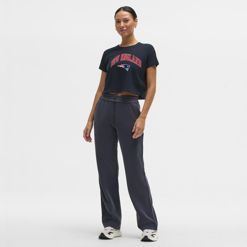 New England Patriots lululemon Women's Cates T-Shirt True Navy | NFL
