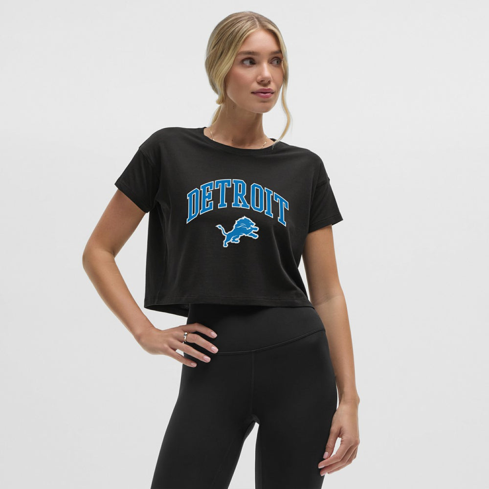 Detroit Lions lululemon Women's Cates T-Shirt Black | NFL