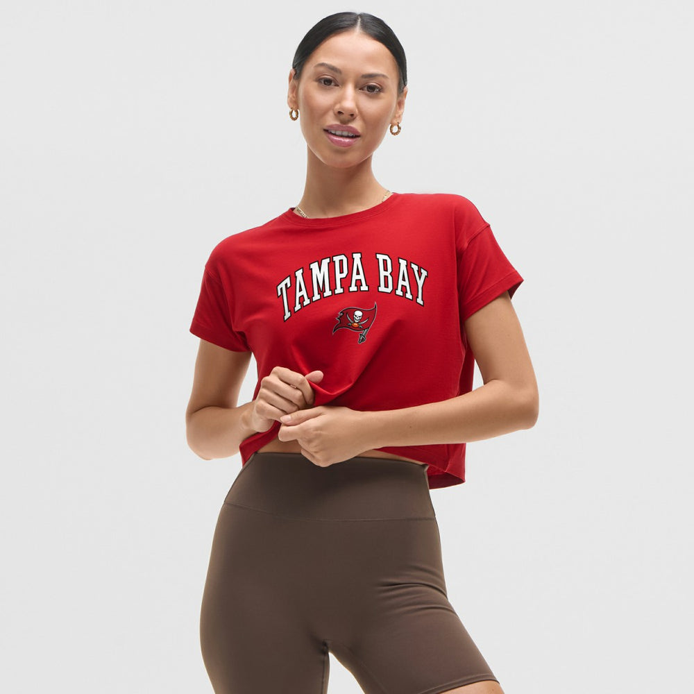 Tampa Bay Buccaneers lululemon Women's Cates T-Shirt College Crimson | NFL