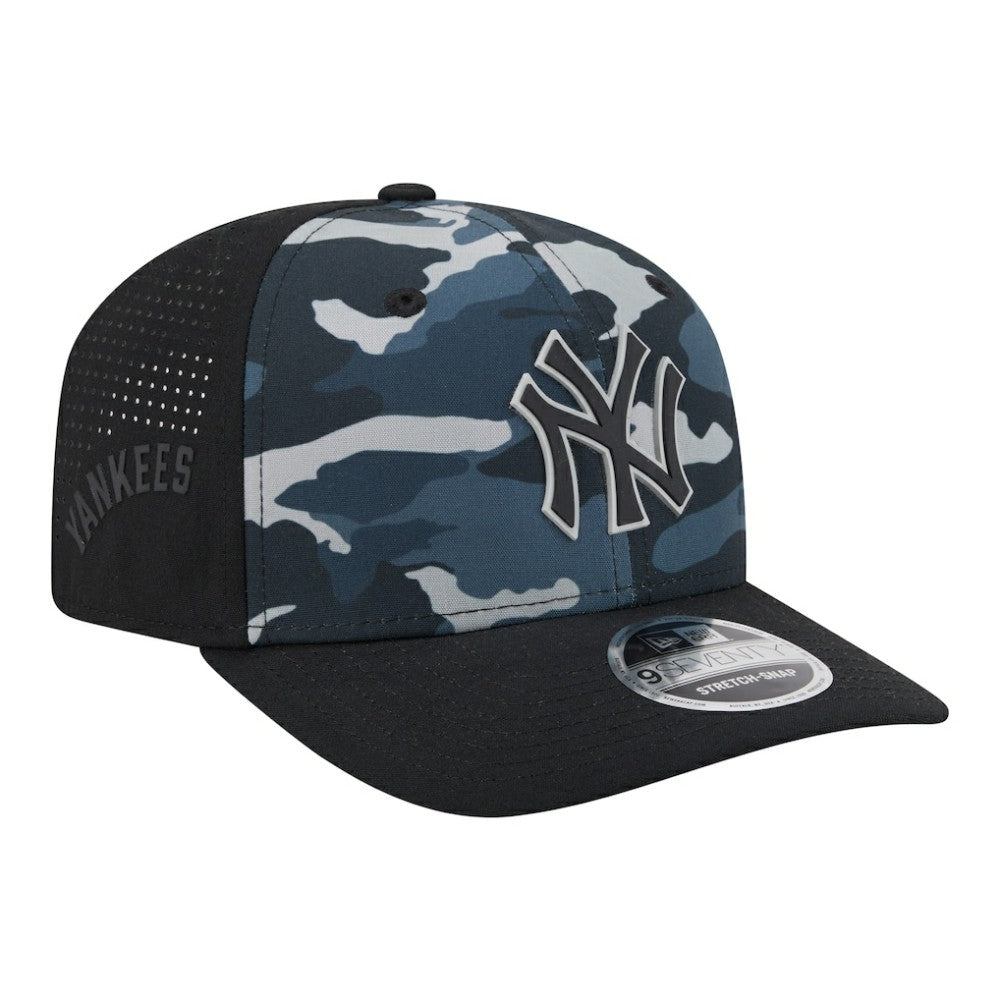 New York Yankees New Era Tonal Camo 9SEVENTY Stretch-Snap Hat - MLB