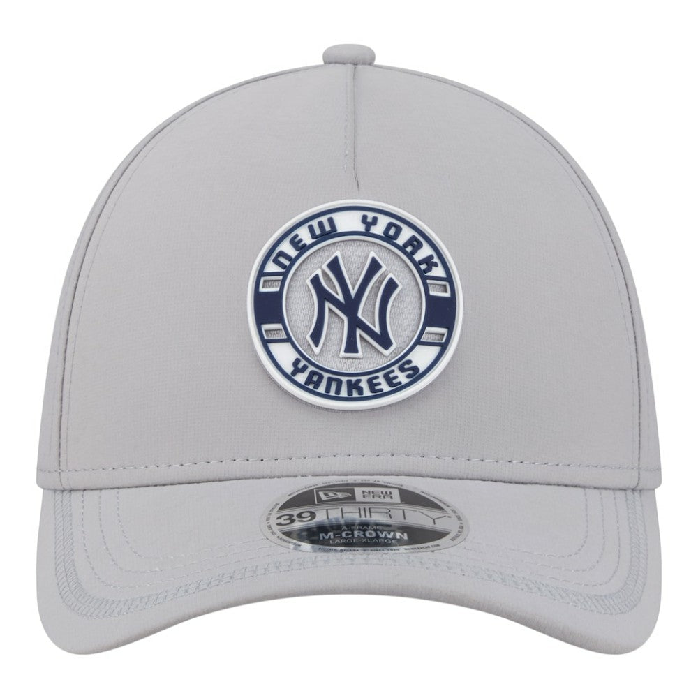 New York Yankees New Era Patch 39THIRTY A-Frame M-Crown Perforated Flex Hat - MLB