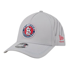 St. Louis Cardinals New Era Patch 39THIRTY A-Frame M-Crown Perforated Flex Hat - MLB