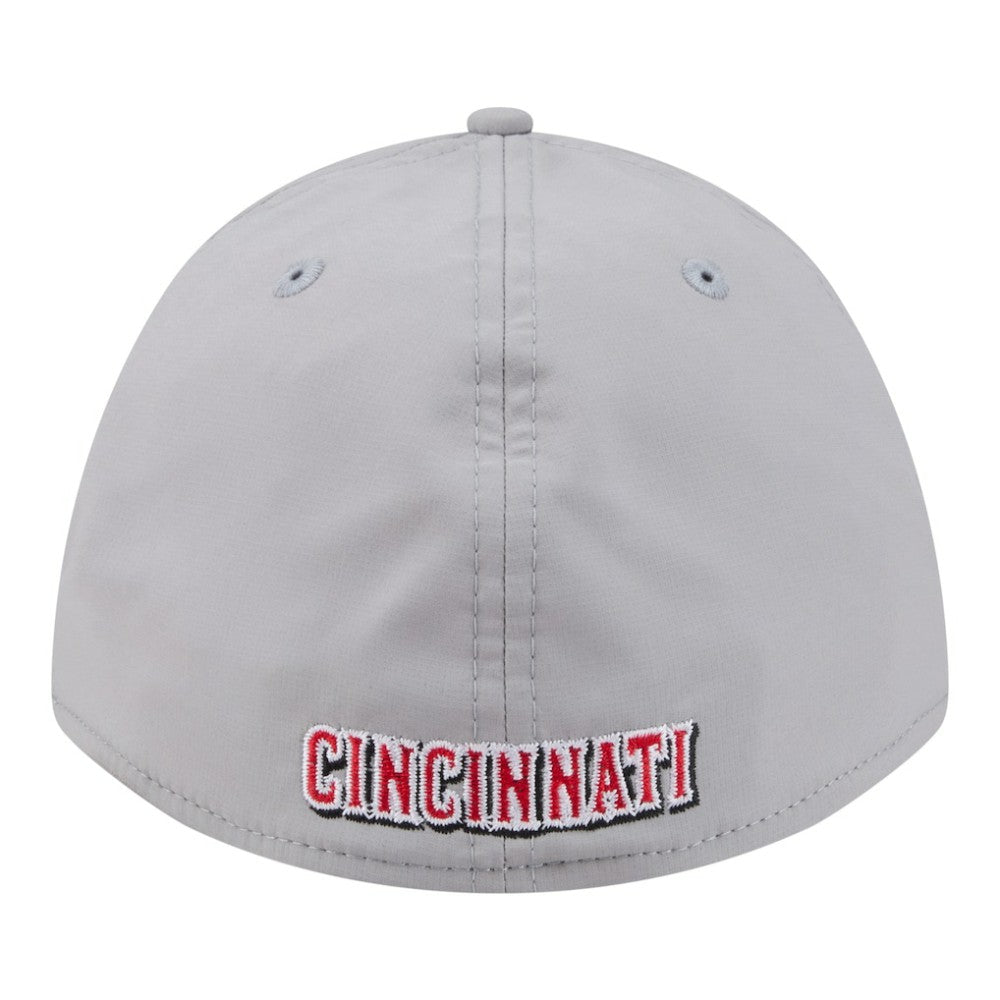 Cincinnati Reds New Era Patch 39THIRTY A-Frame M-Crown Perforated Flex Hat - MLB