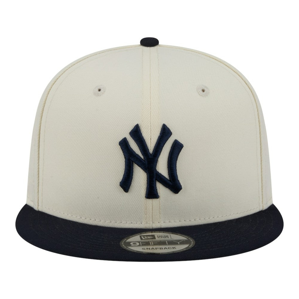 New York Yankees New Era Localized 9FIFTY Snapback Hat - MLB