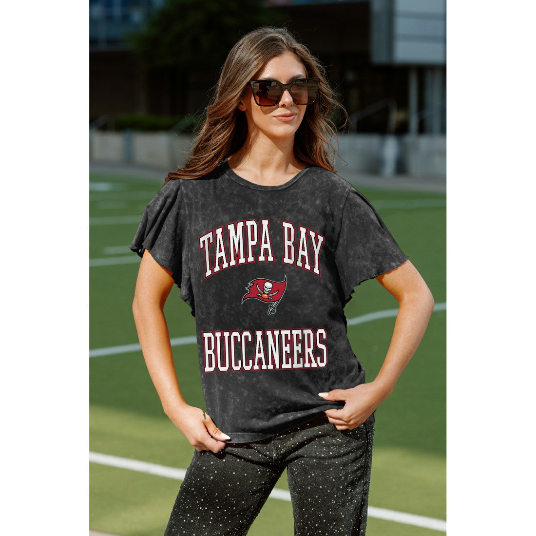 Tampa Bay Buccaneers Gameday Couture Women's Relaxed Flutter Sleeve T-Shirt Black | NFL