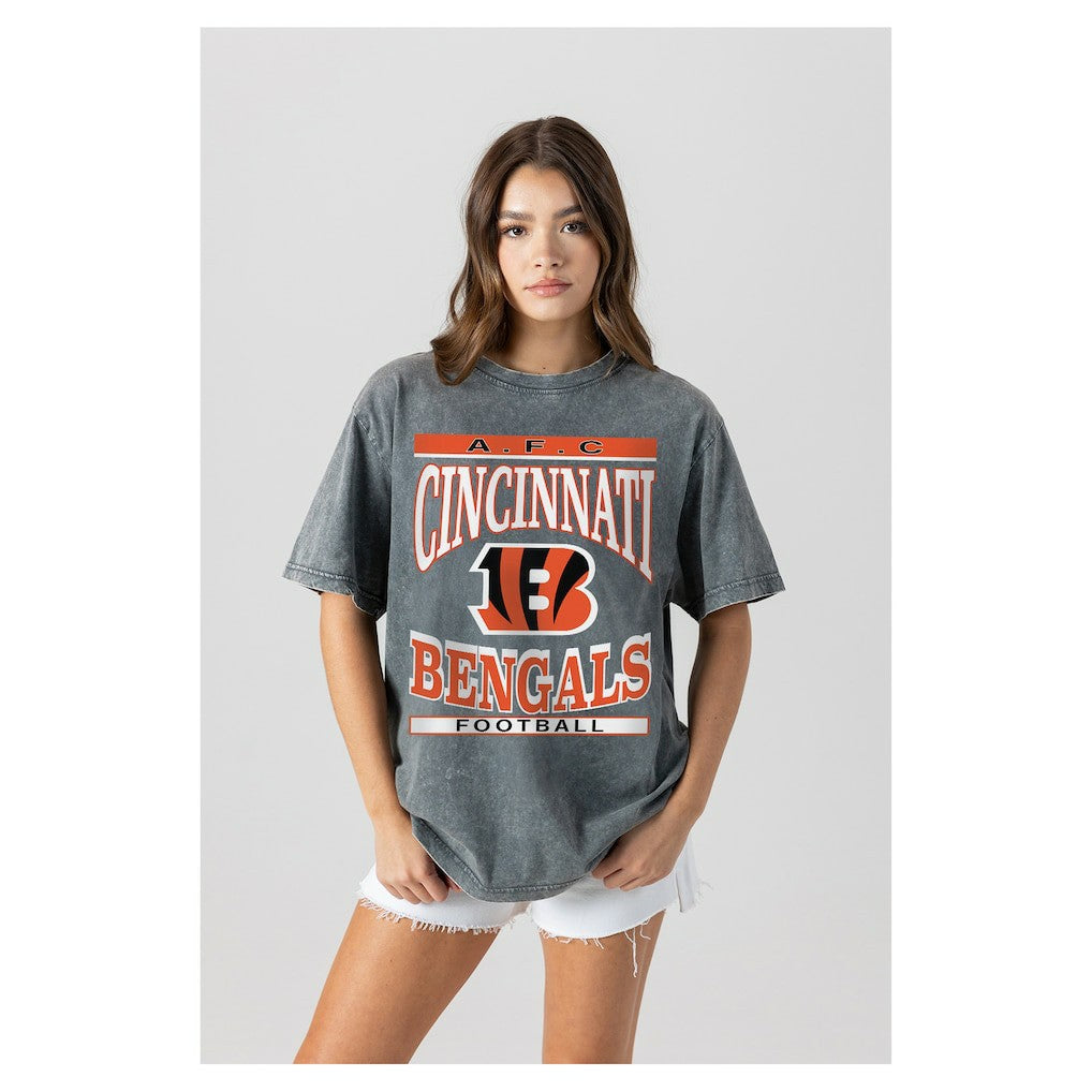 Cincinnati Bengals Gameday Couture Women's Oversized Classic Grind Washed T-Shirt Gray | NFL