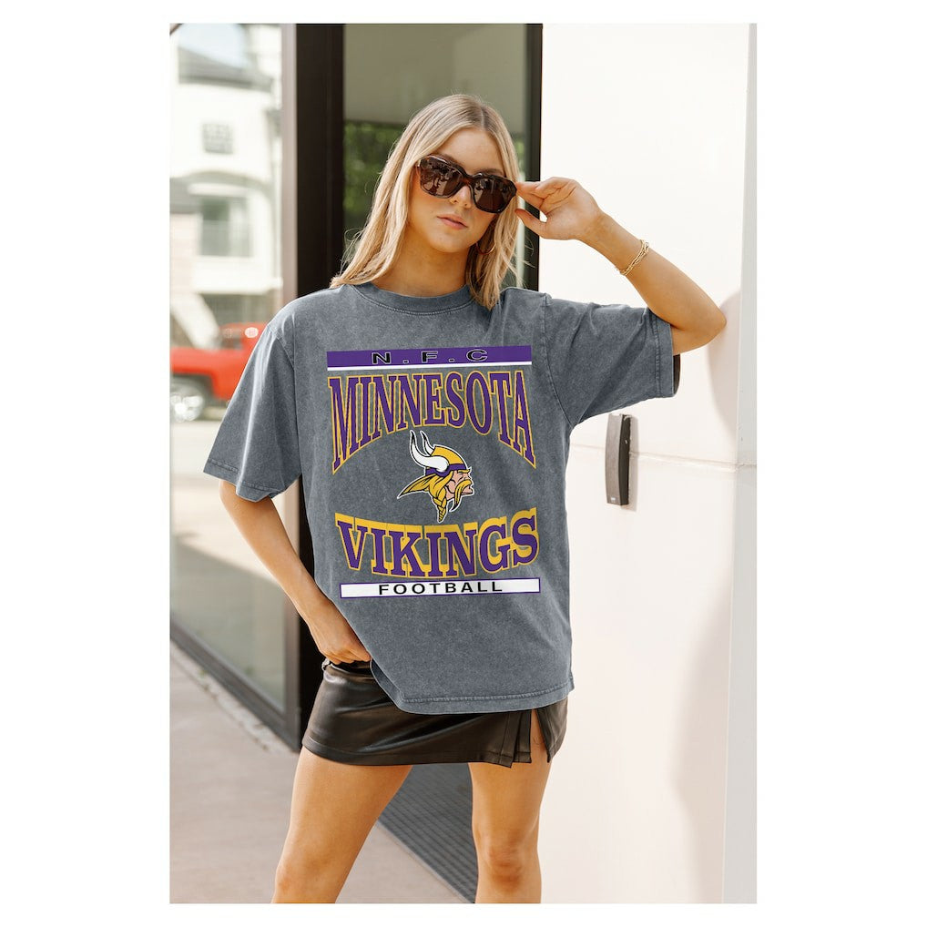 Minnesota Vikings Gameday Couture Women's Oversized Classic Grind Washed T-Shirt Gray | NFL