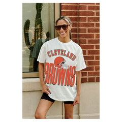 Cleveland Browns Gameday Couture Women's Oversized Classic Fierce Focus T-Shirt White | NFL